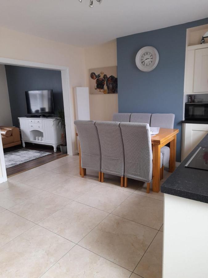 College Square, Terrace House Διαμέρισμα Bessbrook Εξωτερικό φωτογραφία
